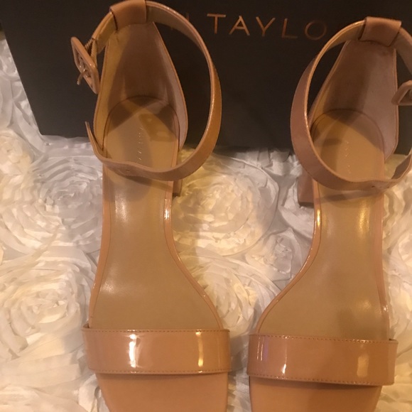 Ann Taylor Shoes - Ann Taylor block heel